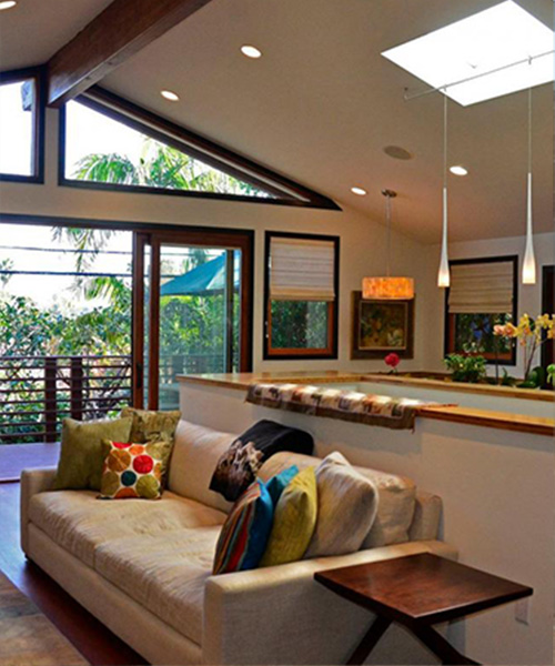 Manhattan Beach living room with vaulted ceiling and ocean view